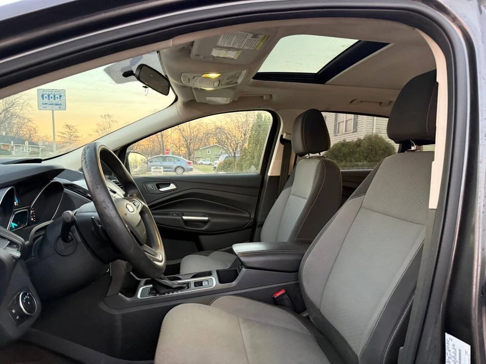 2017 Ford Escape - Image 10 of 21