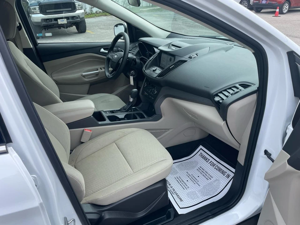 2017 Ford Escape - Image 19 of 21