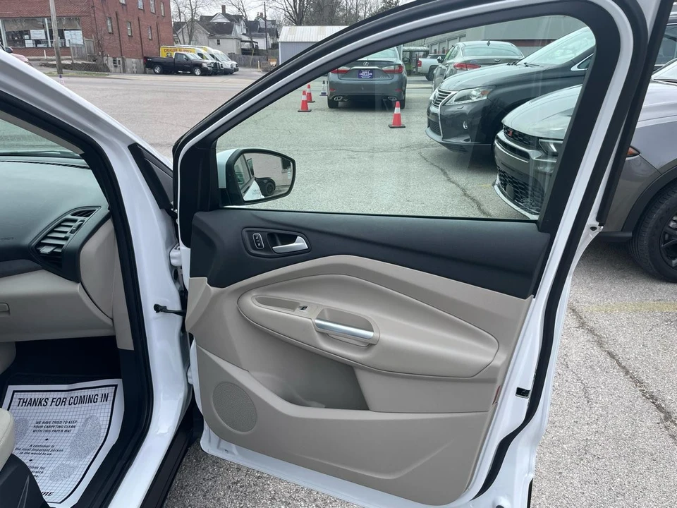 2017 Ford Escape - Image 18 of 21