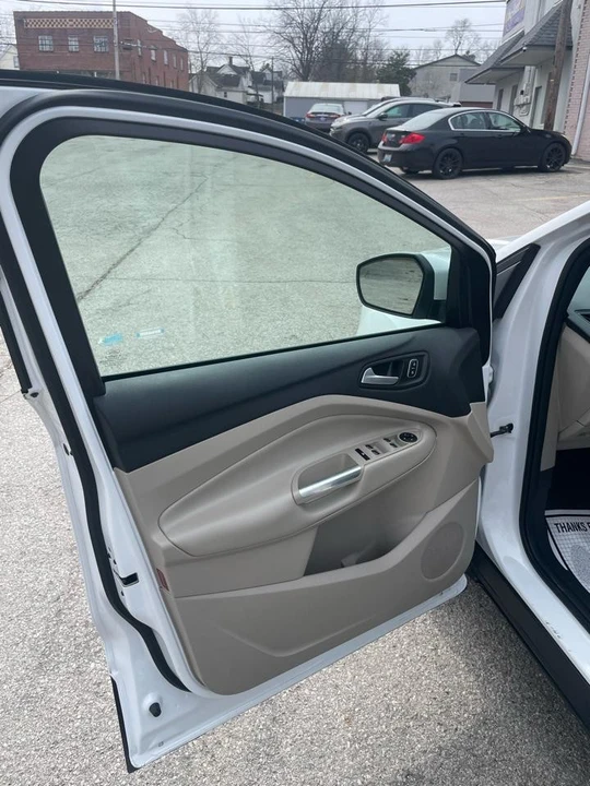 2017 Ford Escape - Image 12 of 21
