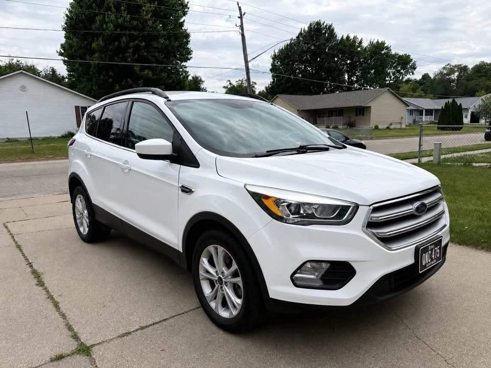 2017 Ford Escape - Image 2 of 17
