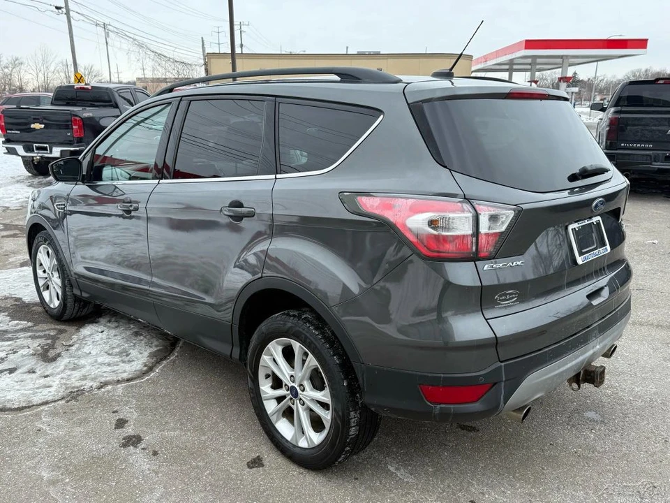 2017 Ford Escape - Image 7 of 12