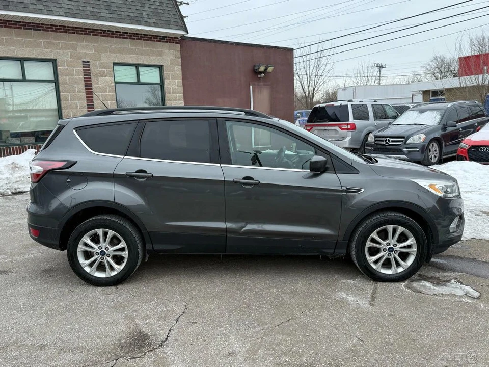 2017 Ford Escape - Image 4 of 12