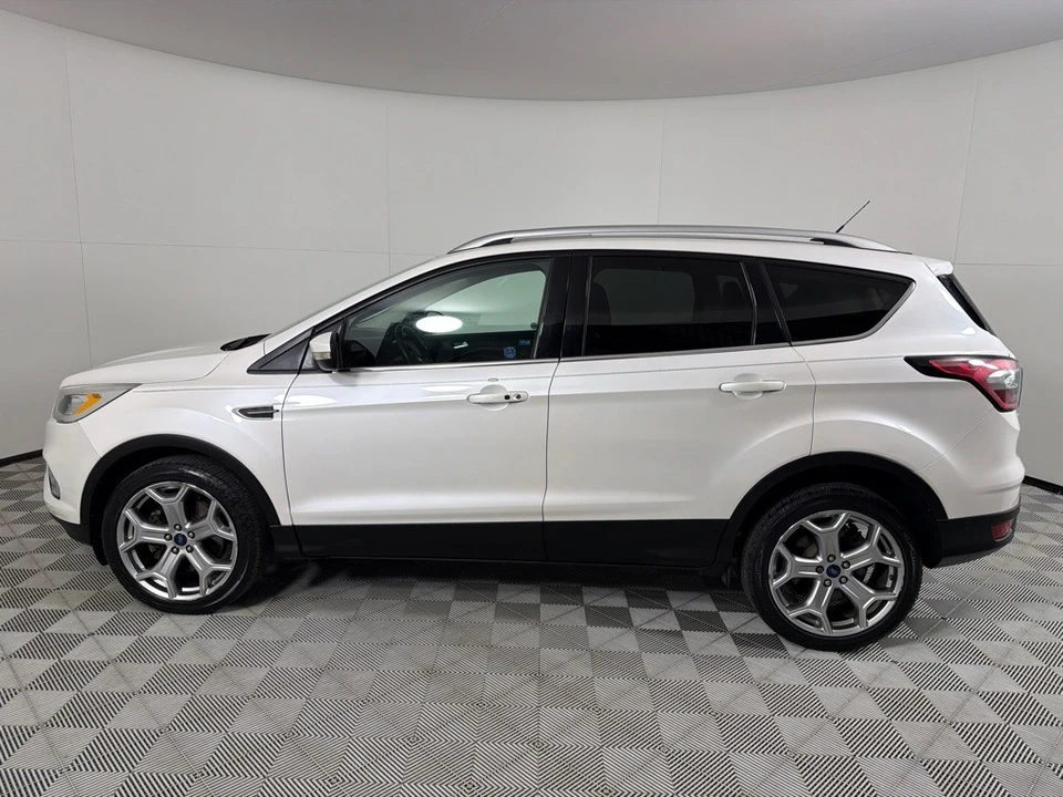 2017 Ford Escape - Image 8 of 21