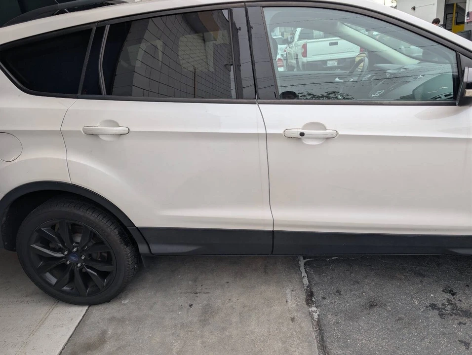 2017 Ford Escape - Image 8 of 17