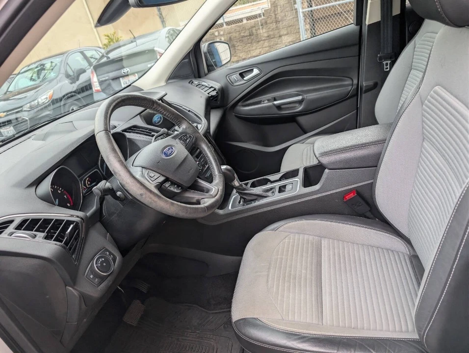 2017 Ford Escape - Image 11 of 17