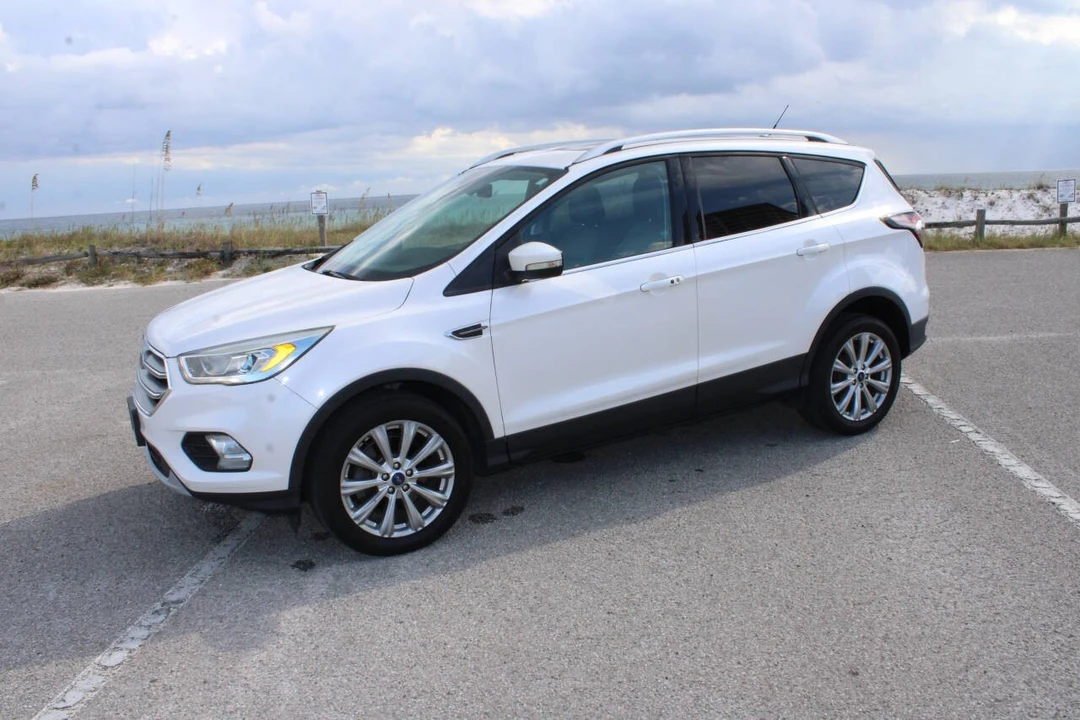 2017 Ford Escape - Image 2 of 21