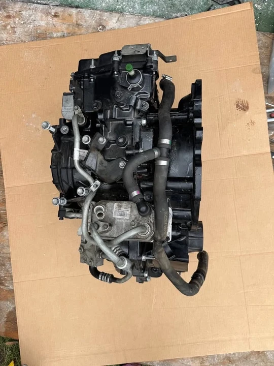 2017 Parts & Memorabilia Gearboxes - Image 2 of 2