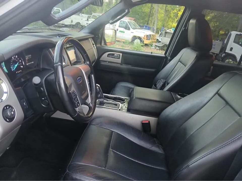 2017 Ford Expedition 3rd Gen - Image 9 of 13