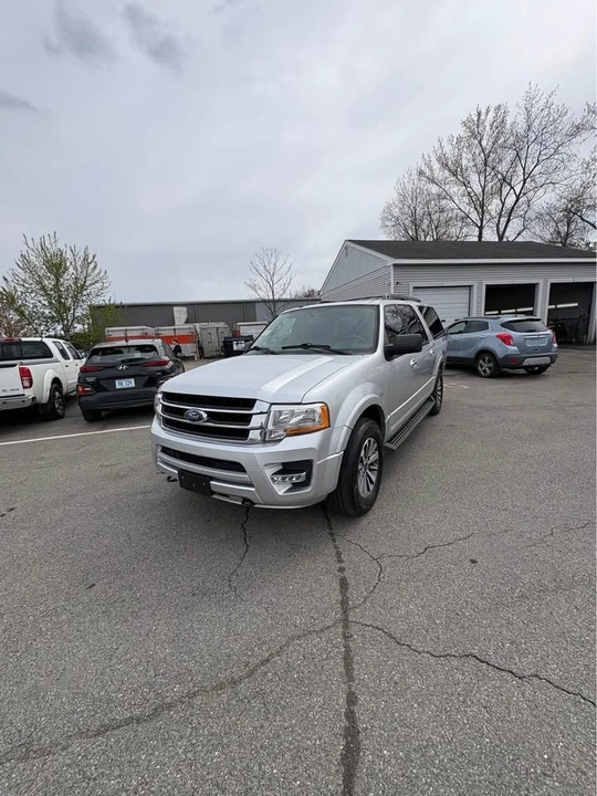 2017 Ford Expedition 3rd Gen - Image 16 of 17
