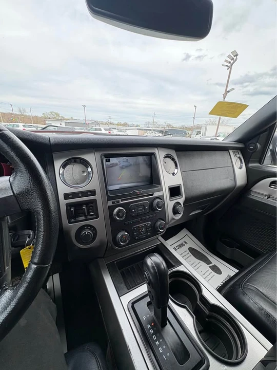 2017 Ford Expedition 3rd Gen - Image 7 of 17