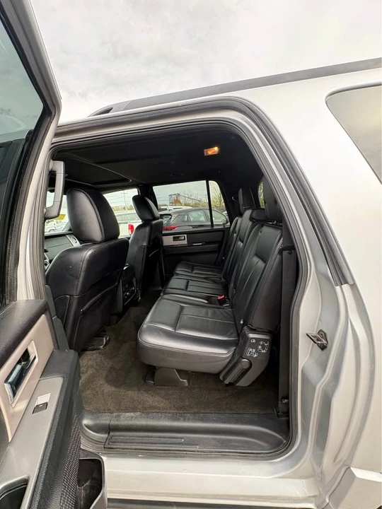 2017 Ford Expedition 3rd Gen - Image 11 of 17