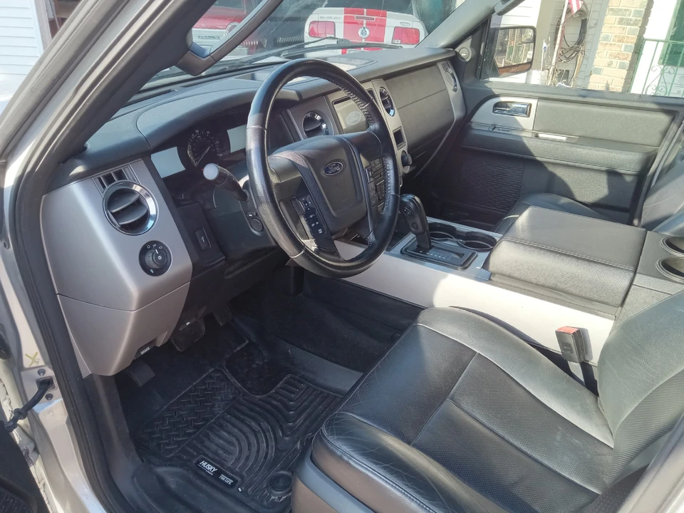 2017 Ford Expedition 3rd Gen - Image 4 of 14
