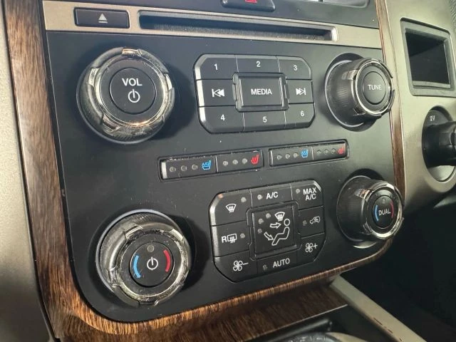 2017 Ford Expedition 3rd Gen - Image 21 of 21