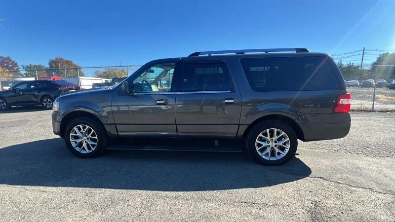 2017 Ford Expedition 3rd Gen - Image 8 of 12