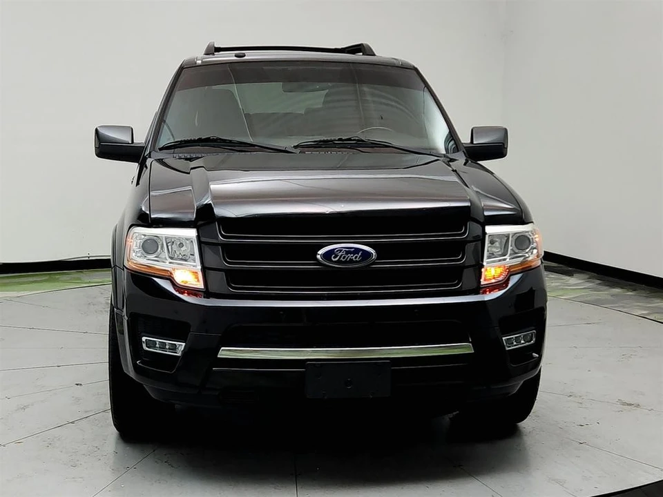 2017 Ford Expedition 3rd Gen - Image 2 of 12