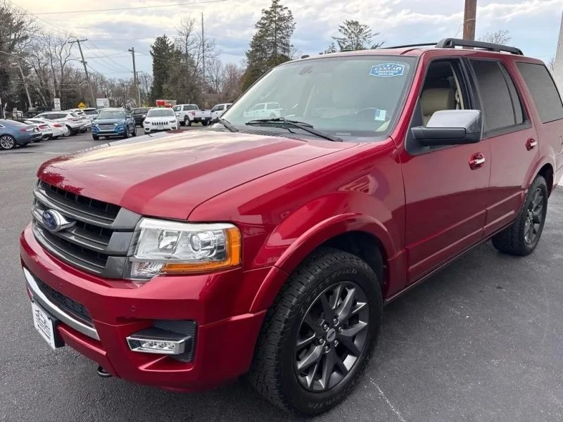 2017 Ford Expedition 3rd Gen - Image 2 of 12