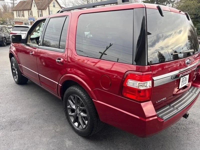 2017 Ford Expedition 3rd Gen - Image 4 of 12