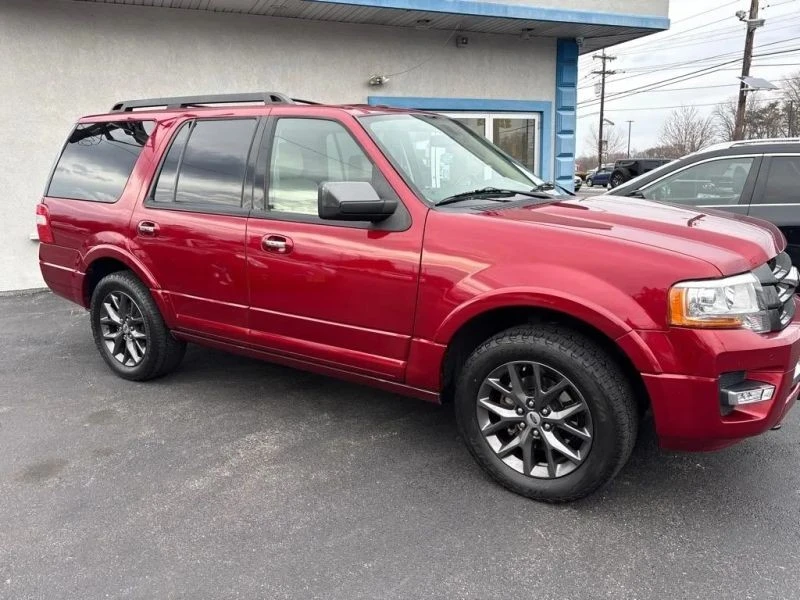 2017 Ford Expedition 3rd Gen - Image 9 of 12