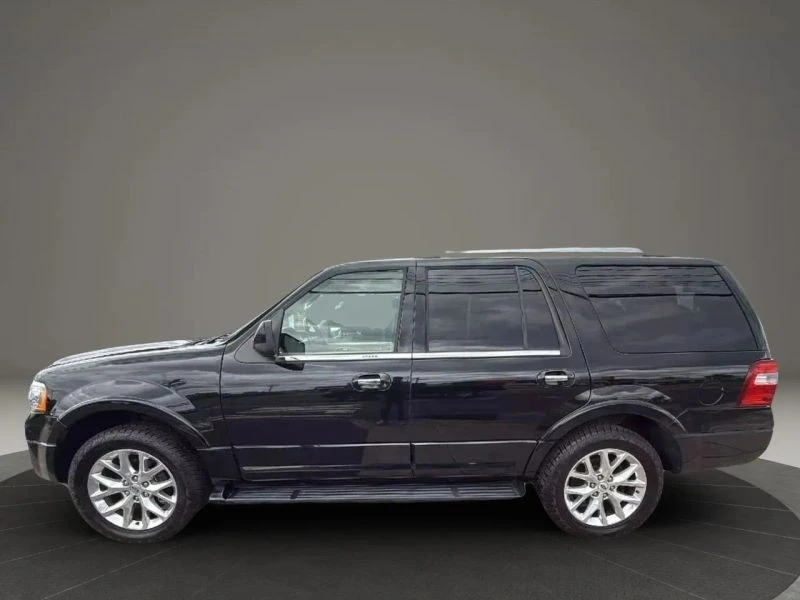 2017 Ford Expedition 3rd Gen - Image 8 of 12
