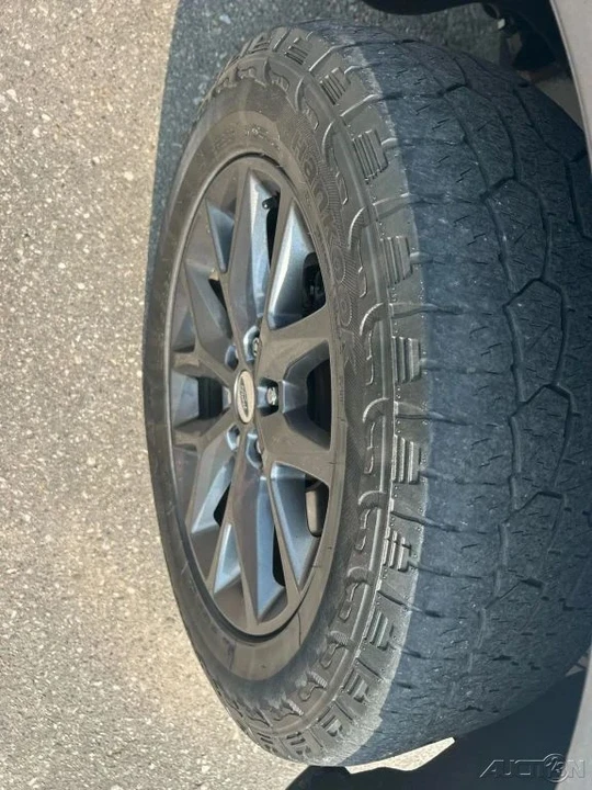2017 Ford Expedition 3rd Gen - Image 11 of 12