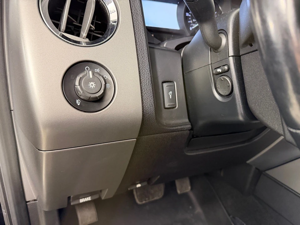 2017 Ford Expedition 3rd Gen - Image 15 of 21
