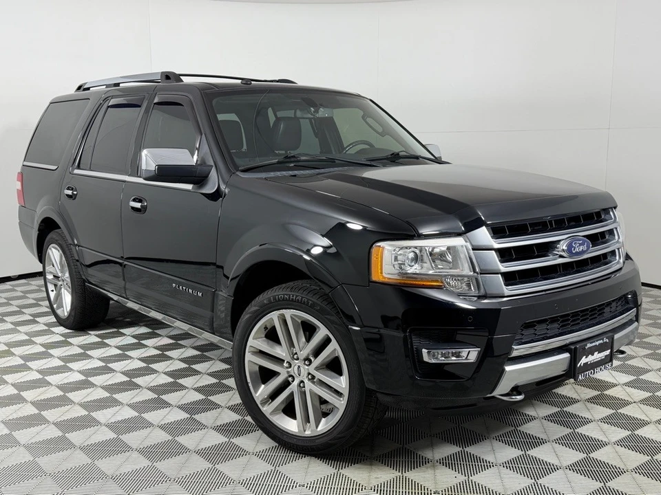 2017 Ford Expedition 3rd Gen - Image 2 of 21