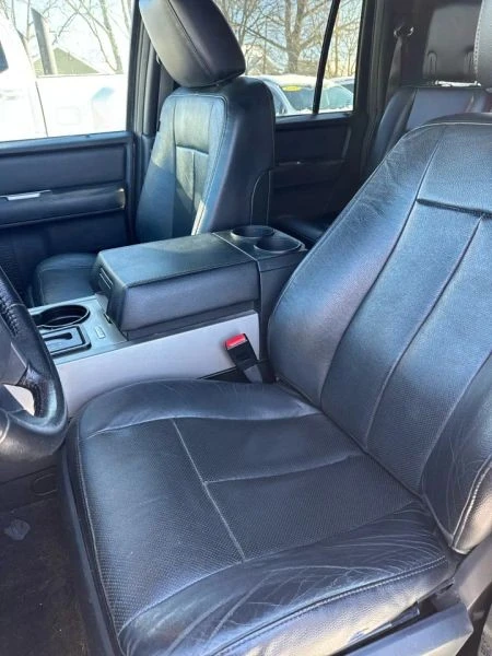 2017 Ford Expedition 3rd Gen - Image 10 of 12