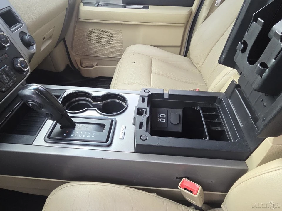2017 Ford Expedition 3rd Gen - Image 19 of 21