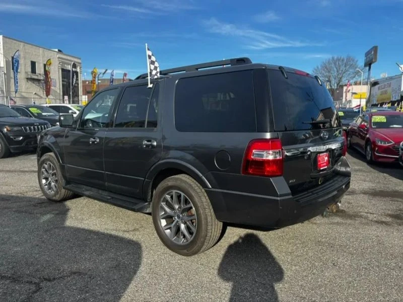 2017 Ford Expedition 3rd Gen - Image 4 of 12