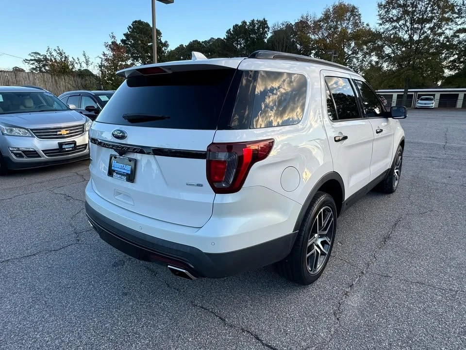2017 Ford Explorer 5th Gen - Image 5 of 18