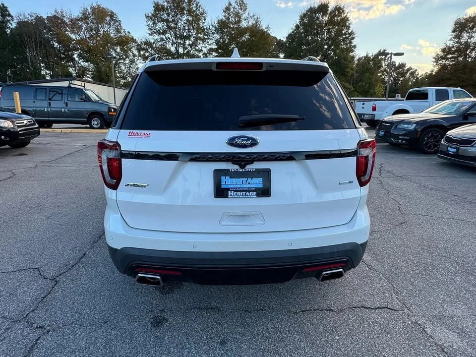 2017 Ford Explorer 5th Gen - Image 4 of 18
