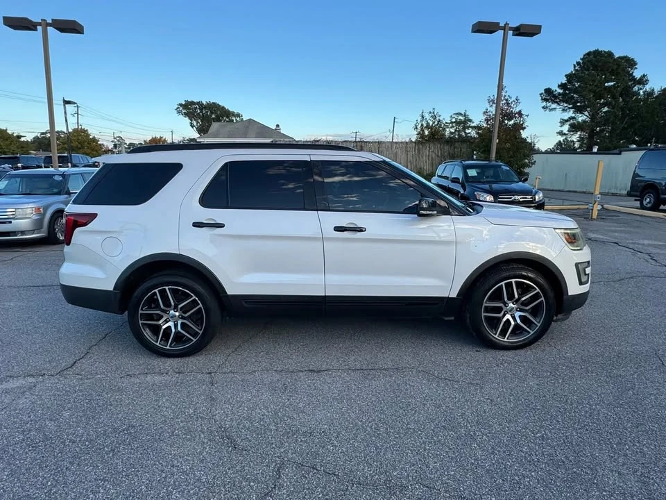 2017 Ford Explorer 5th Gen - Image 6 of 18
