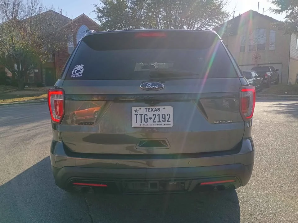 2017 Ford Explorer 5th Gen - Image 3 of 20