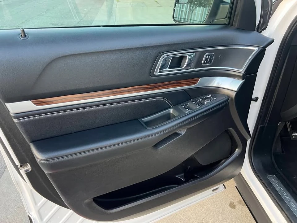 2017 Ford Explorer 5th Gen - Image 10 of 20