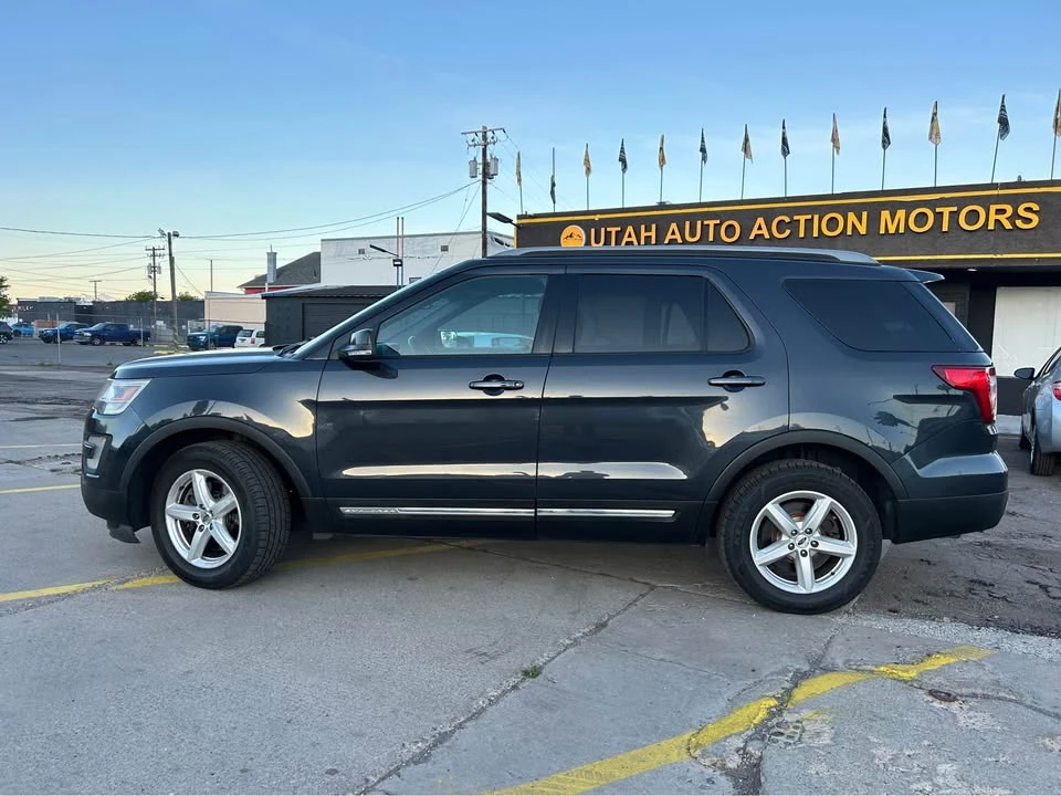 2017 Ford Explorer 5th Gen - Image 4 of 18