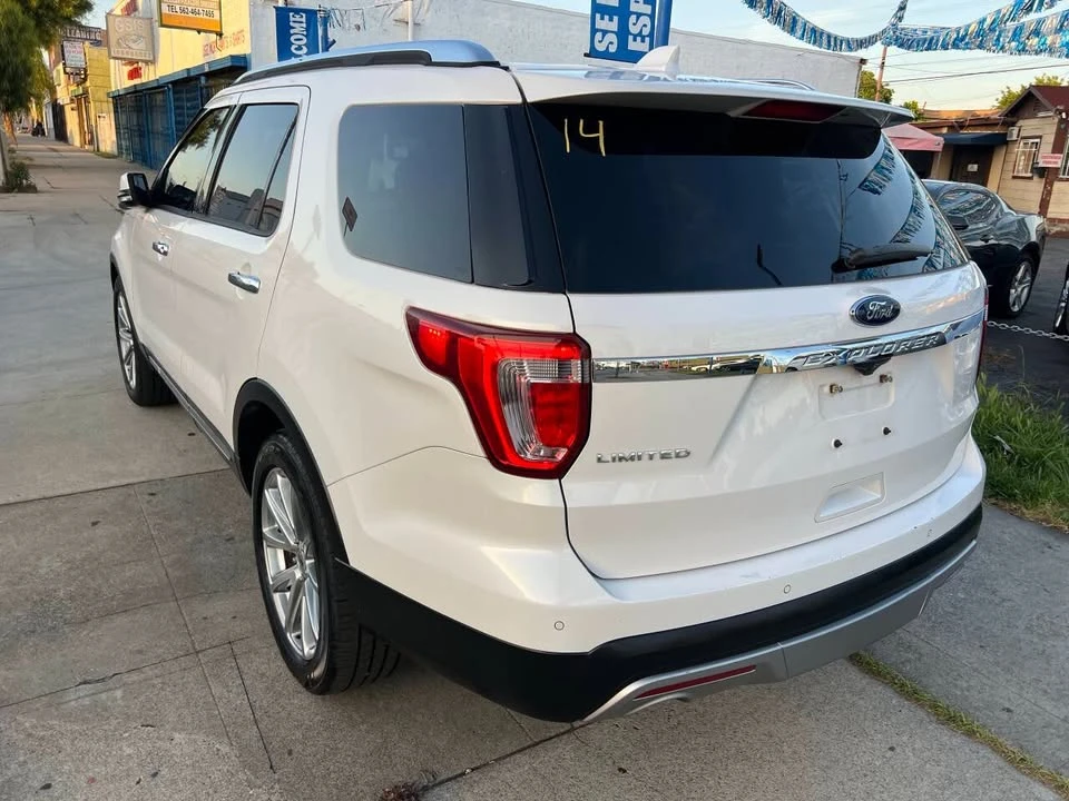 2017 Ford Explorer 5th Gen - Image 6 of 20
