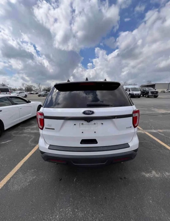 2017 Ford Explorer 5th Gen - Image 5 of 11