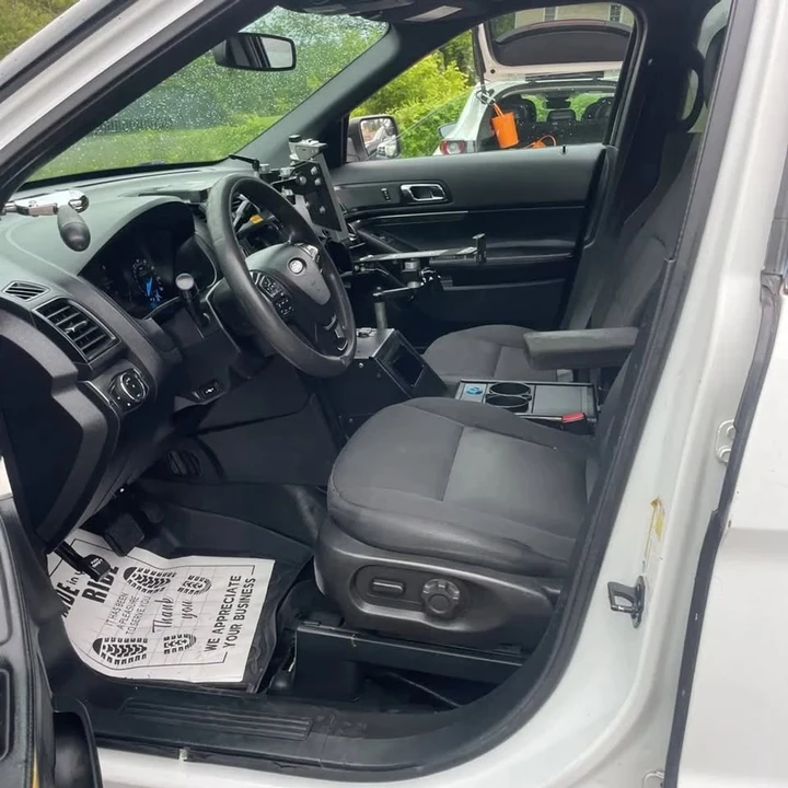 2017 Ford Explorer 5th Gen - Image 2 of 3