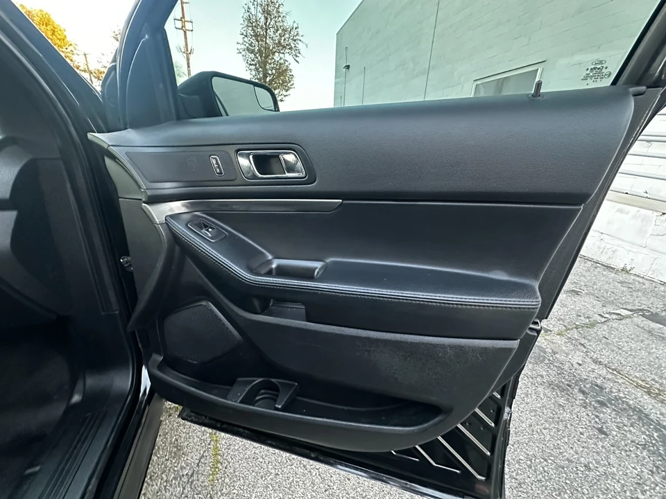 2017 Ford Explorer 5th Gen - Image 10 of 21