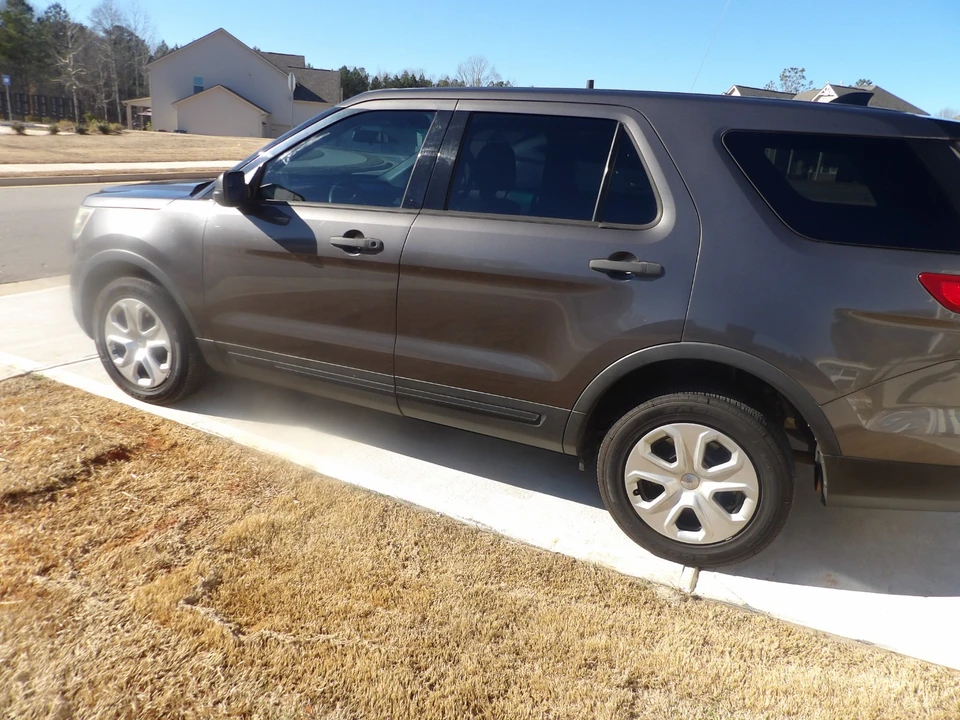 2017 Ford Explorer 5th Gen - Image 3 of 19
