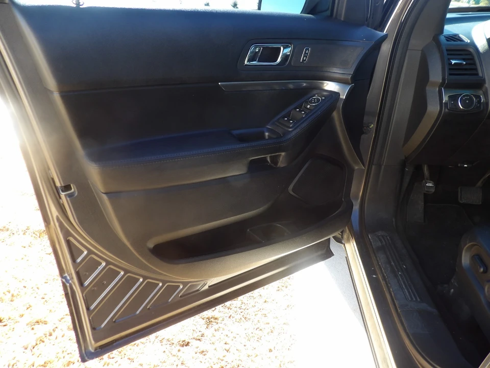 2017 Ford Explorer 5th Gen - Image 12 of 19