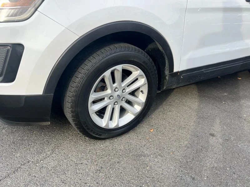 2017 Ford Explorer 5th Gen - Image 11 of 12