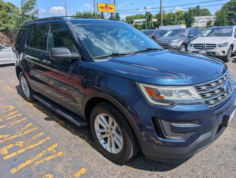 2017 Ford Explorer 5th Gen - Image 4 of 12
