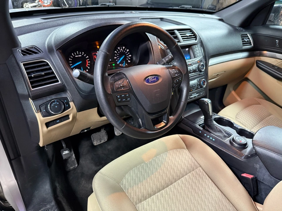 2017 Ford Explorer 5th Gen - Image 9 of 21
