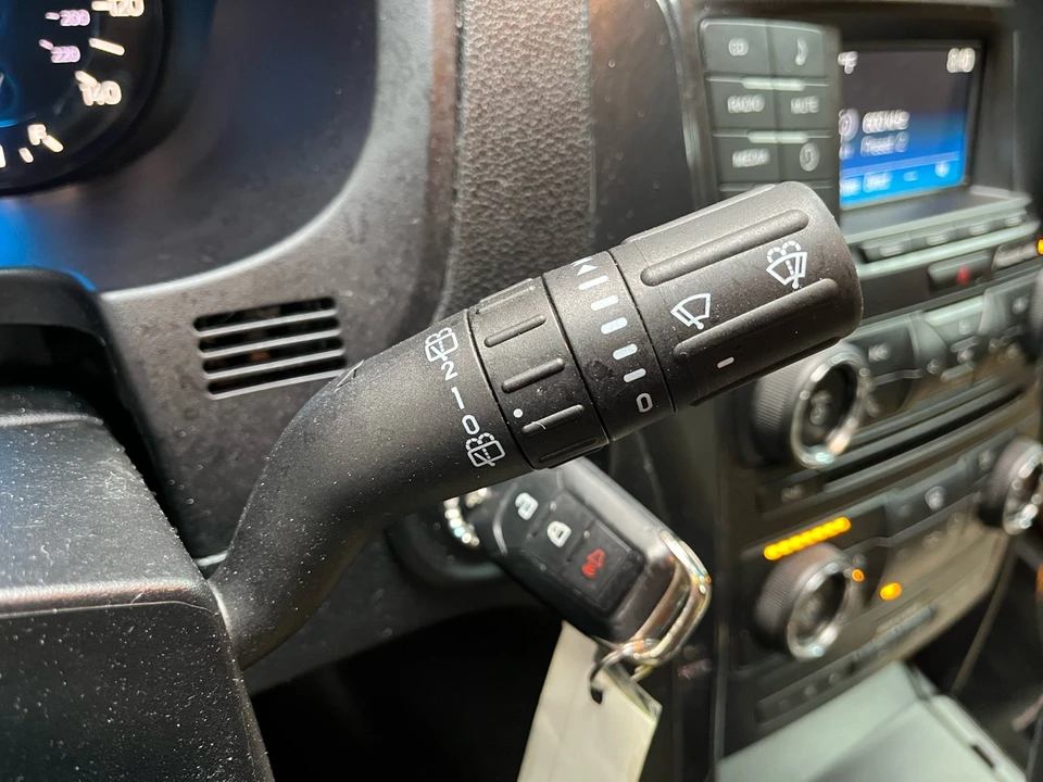 2017 Ford Explorer 5th Gen - Image 16 of 21
