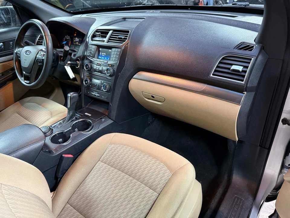 2017 Ford Explorer 5th Gen - Image 11 of 21