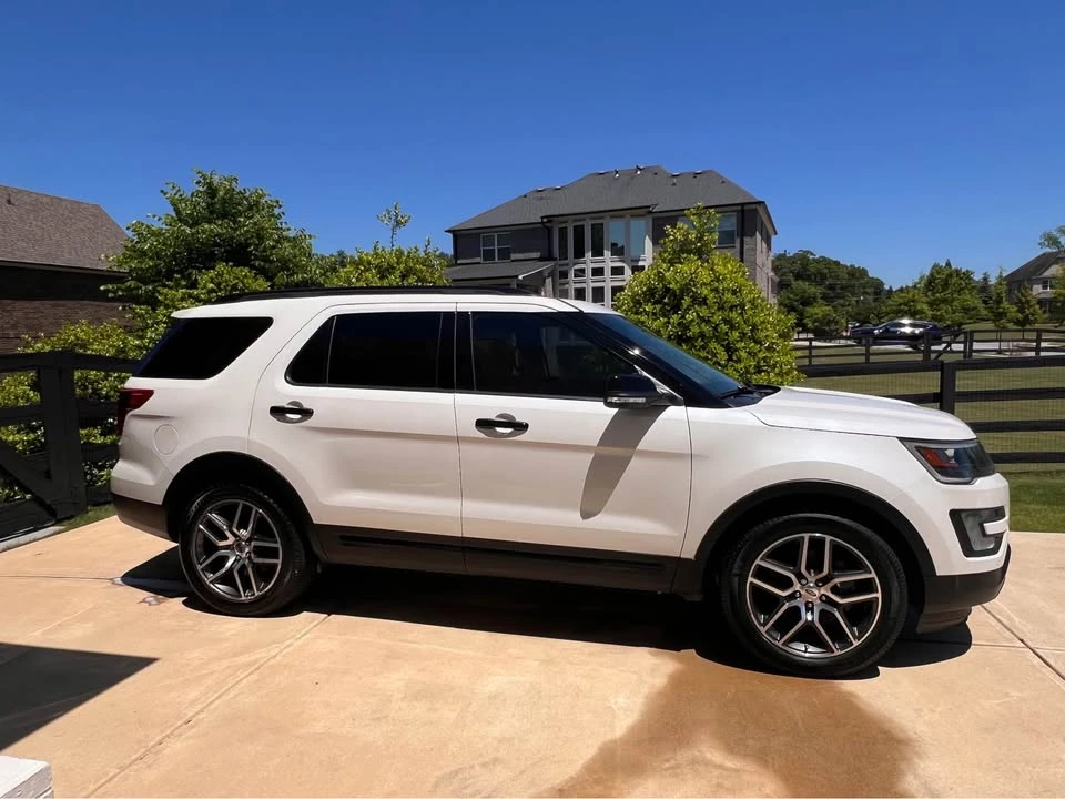 2017 Ford Explorer 5th Gen - Image 3 of 18