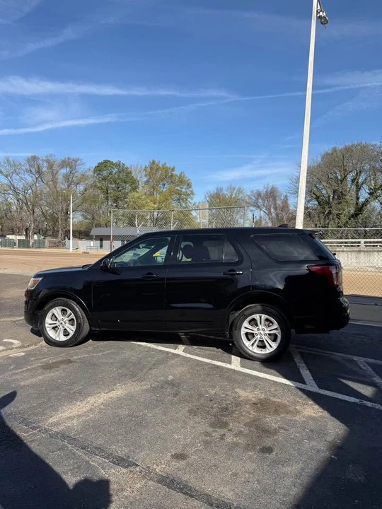2017 Ford Explorer 5th Gen - Image 2 of 11