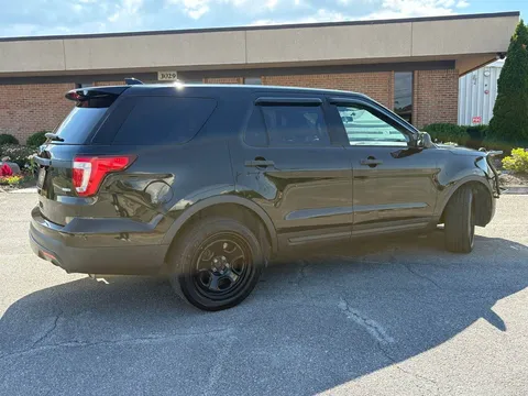 2017 Ford Explorer 5th Gen - Image 3 of 16